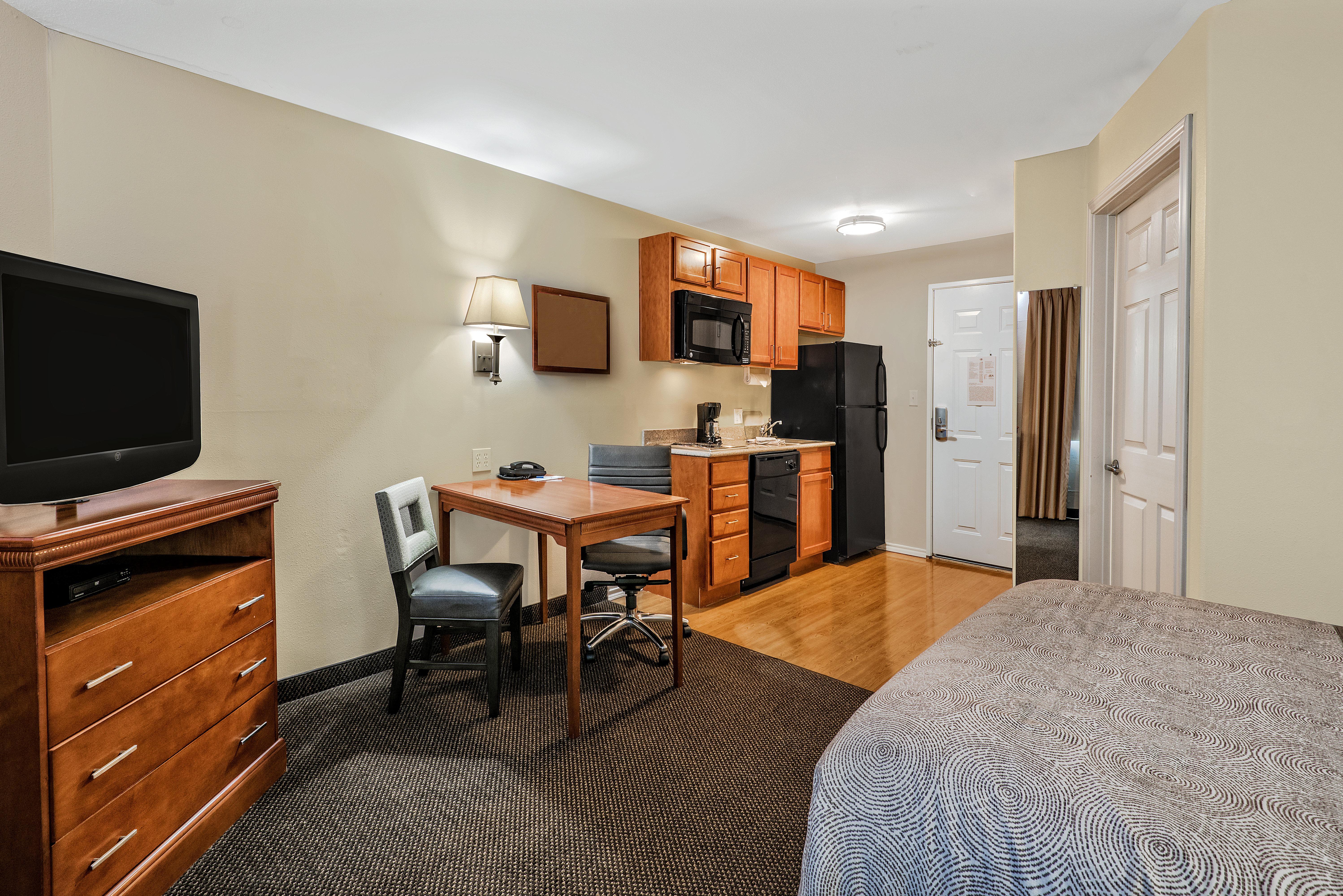 Candlewood Suites Galveston By Ihg Bagian luar foto